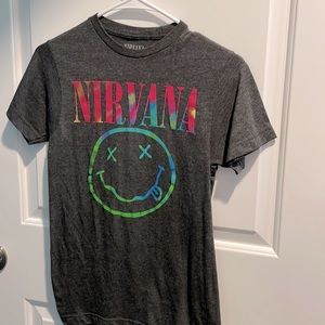 Nirvana tee